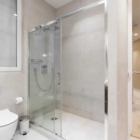 Bright And Spacious 3bdr Near Eiffel Tower Apartment Paris